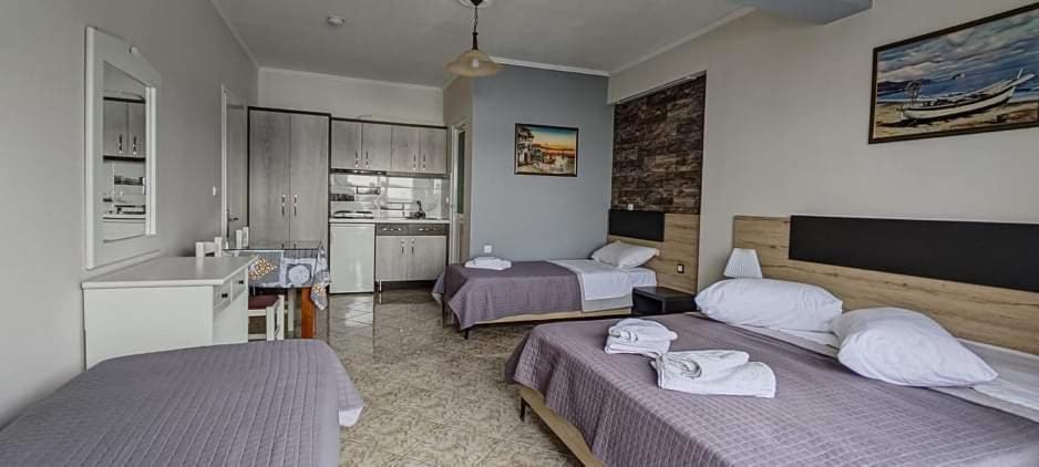 Hotel Klironomi Sarandë Exteriör bild