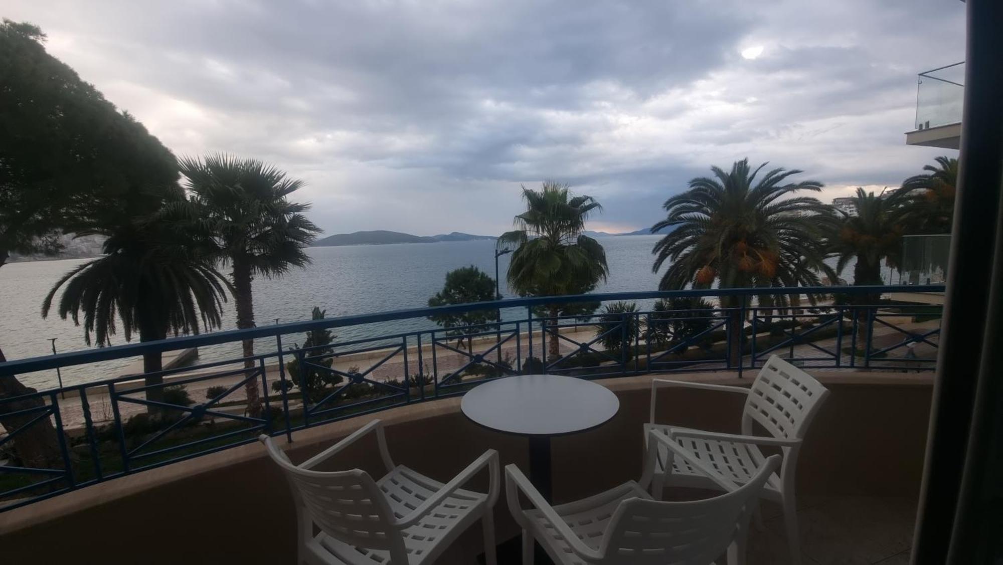 Hotel Klironomi Sarandë Exteriör bild