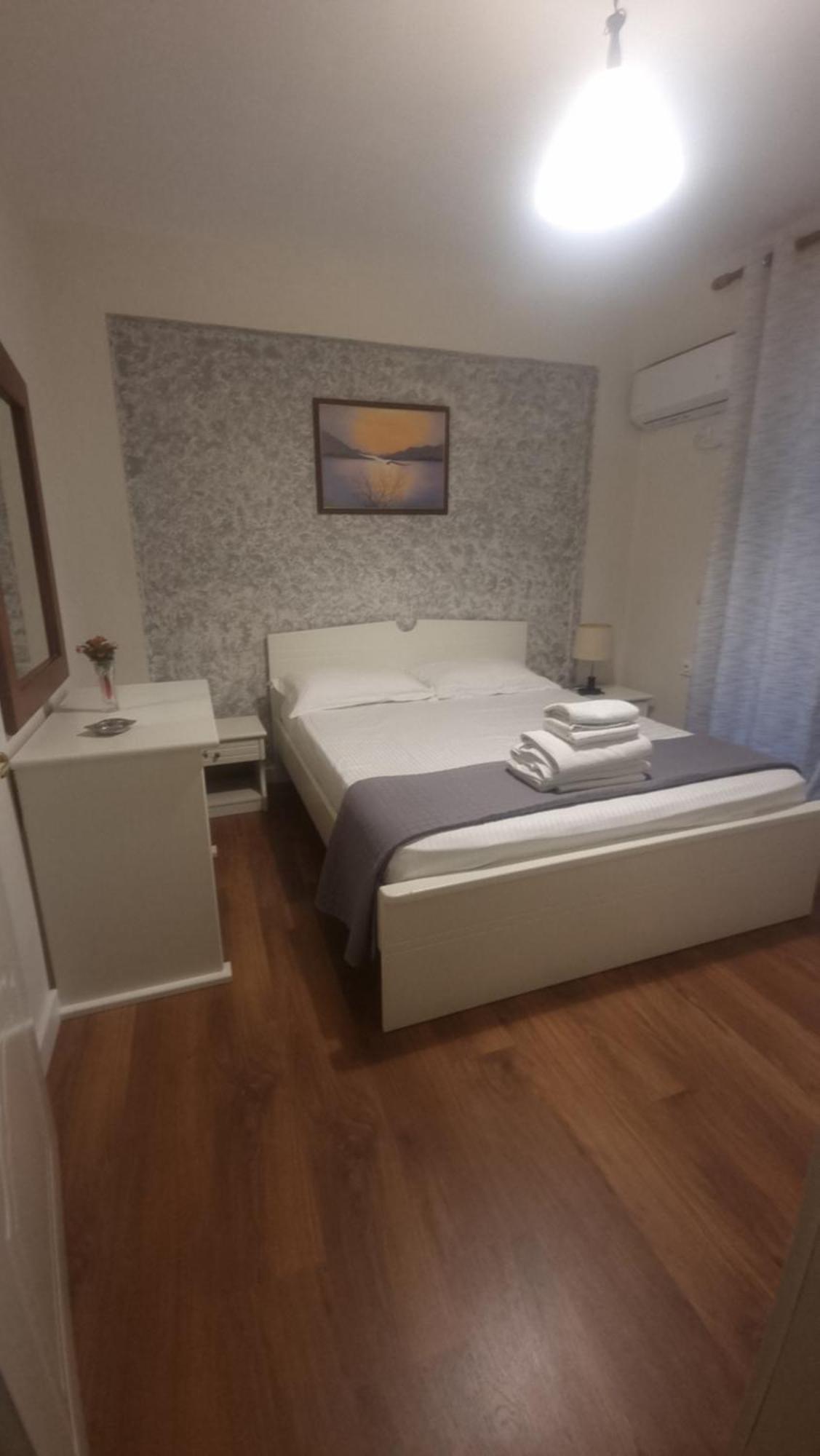 Hotel Klironomi Sarandë Exteriör bild