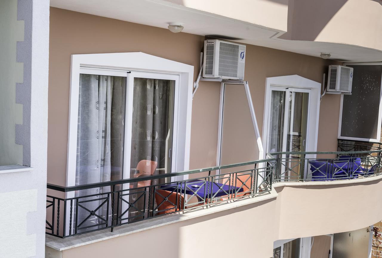 Hotel Klironomi Sarandë Exteriör bild