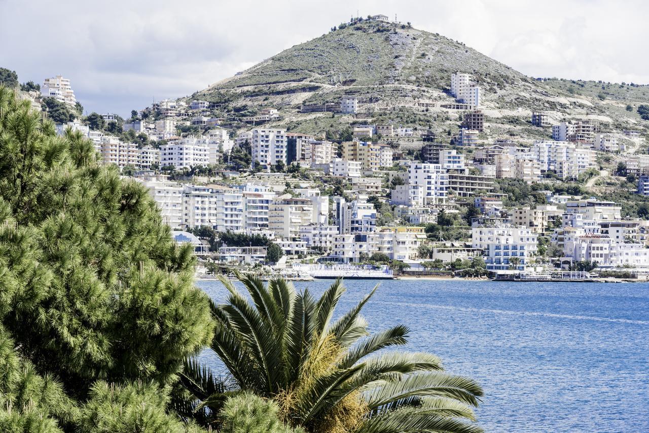 Hotel Klironomi Sarandë Exteriör bild