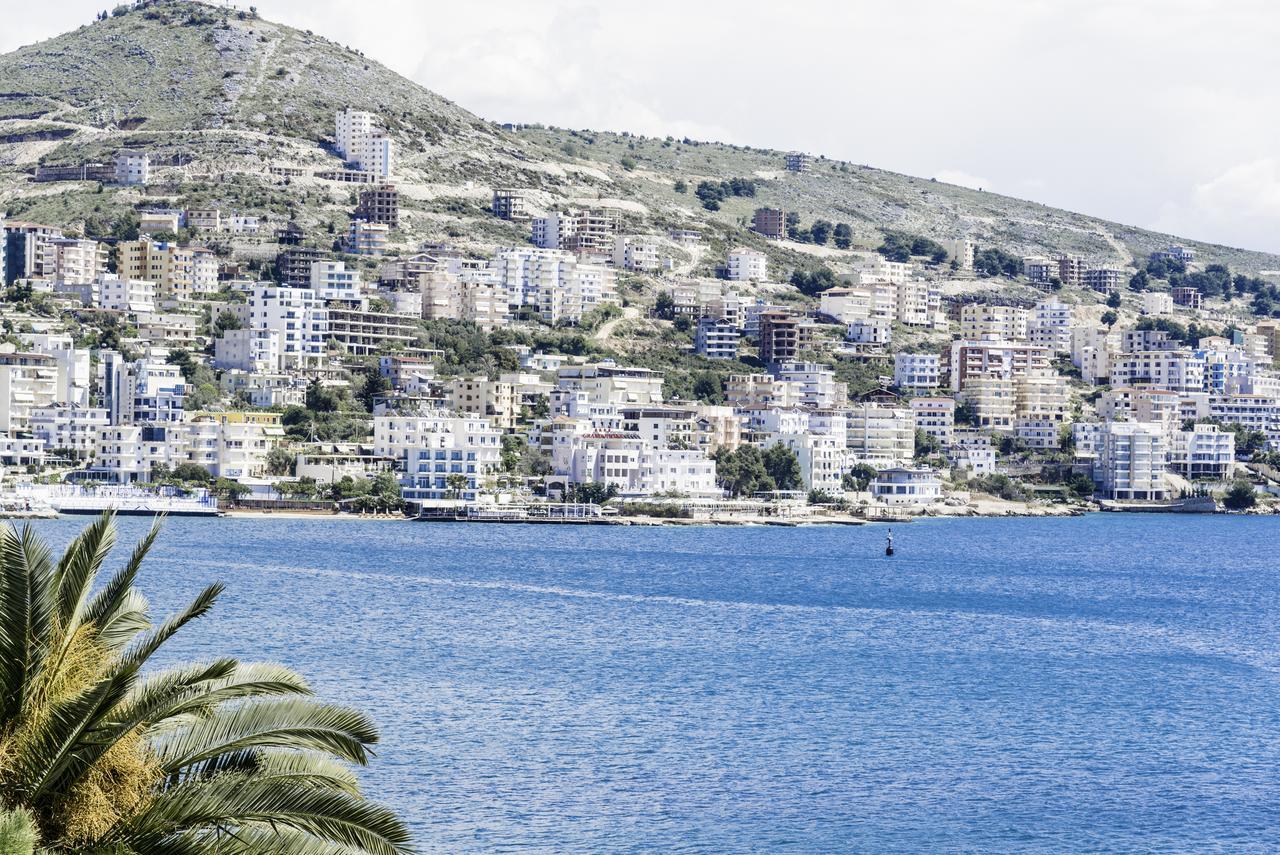 Hotel Klironomi Sarandë Exteriör bild