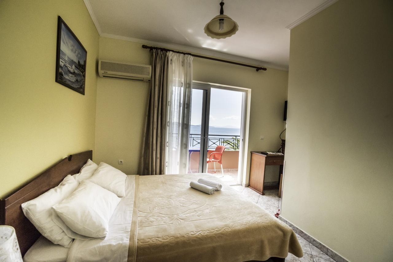 Hotel Klironomi Sarandë Exteriör bild