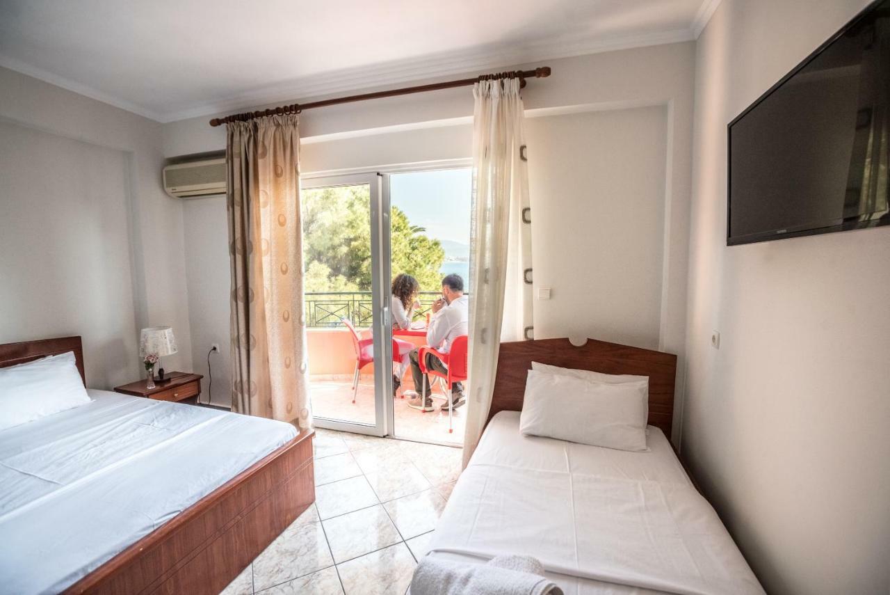Hotel Klironomi Sarandë Exteriör bild